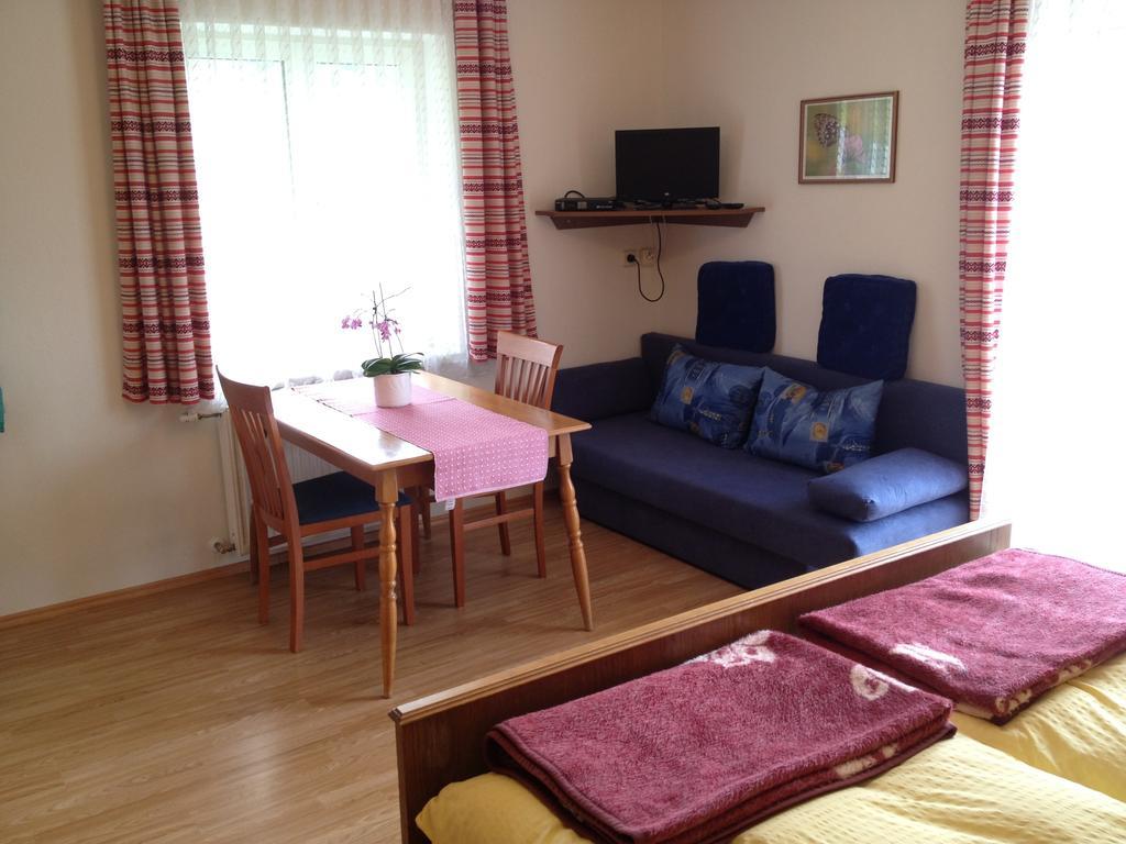 Tischnerhof Appartements Bad Kleinkirchheim Chambre photo